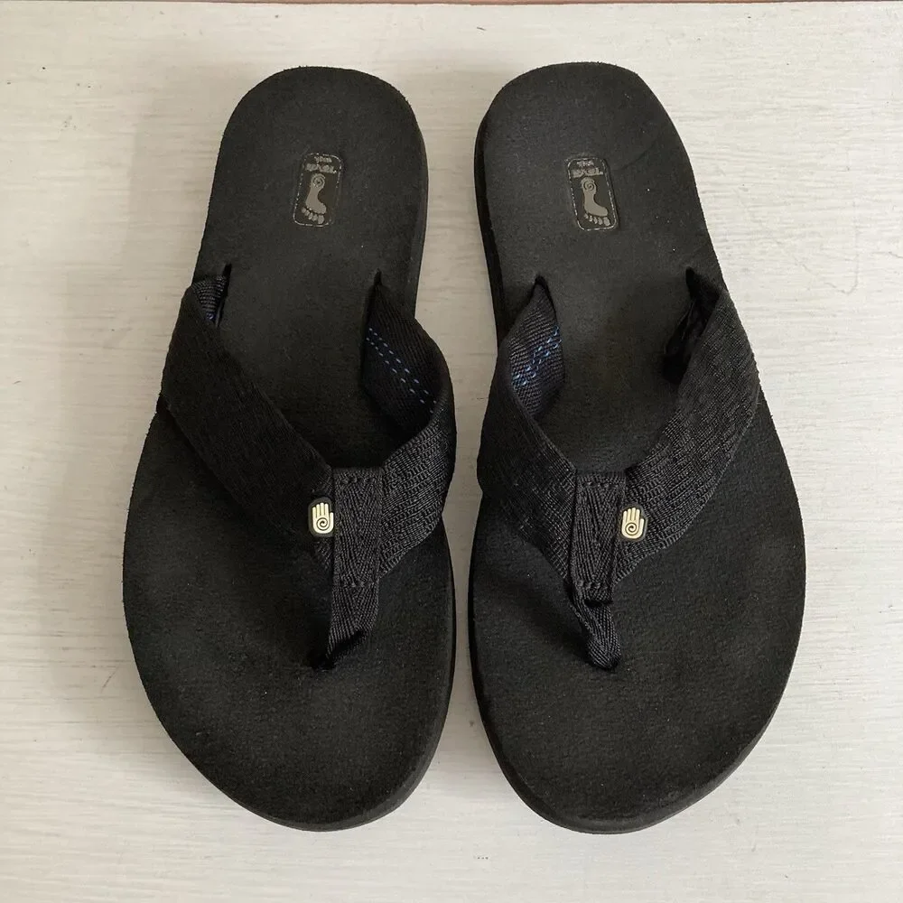 Teva Black Mush II Cushioned Comfort Outdoor Slip On Flip Flops Sandals Size 9